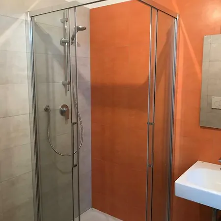 Feel@home Apartment+rooms * Milan