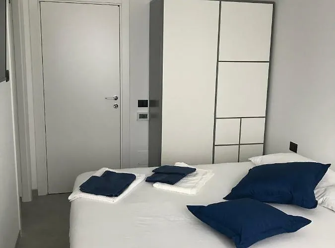 Feel@home Apartment+rooms Lejlighed *