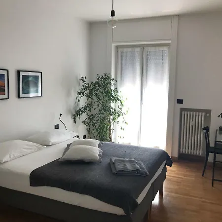 アパート Feel@home Apartment+rooms ミラノ